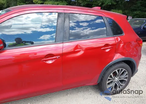 2017 Mitsubishi Outlander Sport 2.4 Se z USA, uszkodzony, nr VIN JA4AR3AW7HZ016793